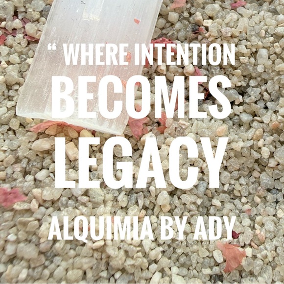 Oversized Silver and yellow jade adjustable Ring - Picture 2 of 7